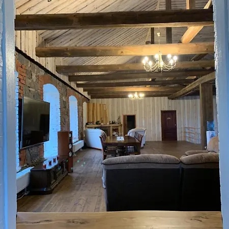 Nooruse Puhkemaja Feriehus *