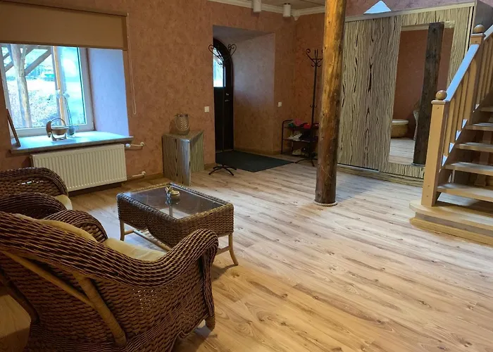 Nooruse Puhkemaja Ferienhaus Uhtna