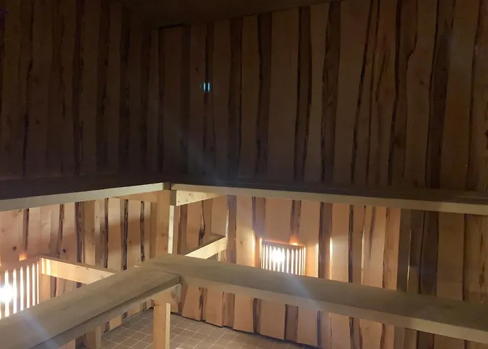 Nooruse Puhkemaja Ferienhaus Uhtna